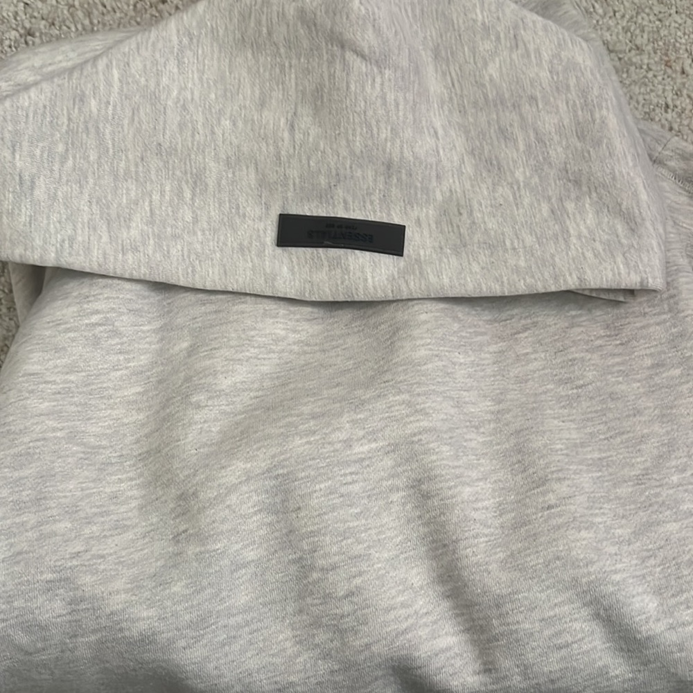 Essentials!! Oatmeal grey! - Picture 2 of 2